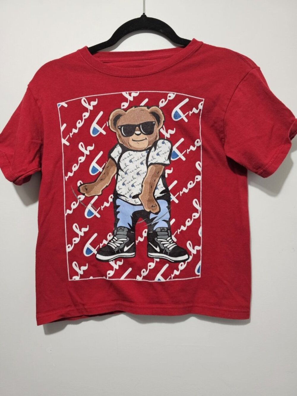 Take That ! Boy's Girls Graphic Red T shirt " FRESH "  Bear Size Child Small